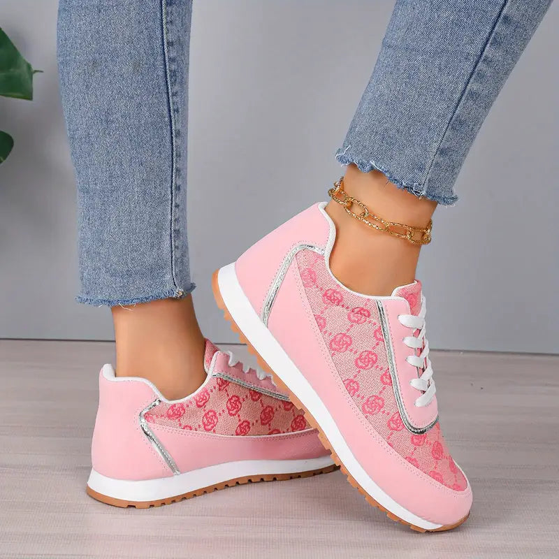 Zenia Cross Sneakers