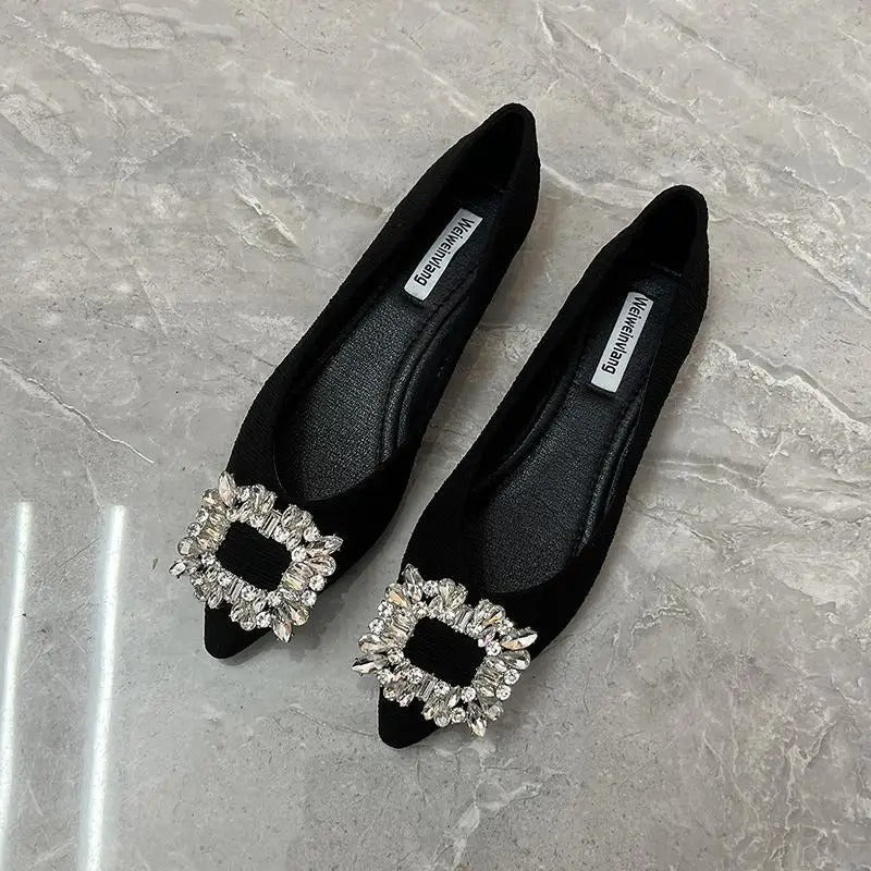 Isla Pointed Flats